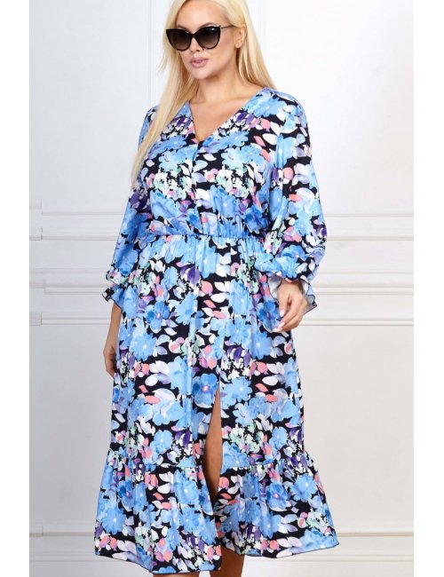 Zwiewna sukienka plus size Tabia na wesele XXL w kwiaty niebieskie