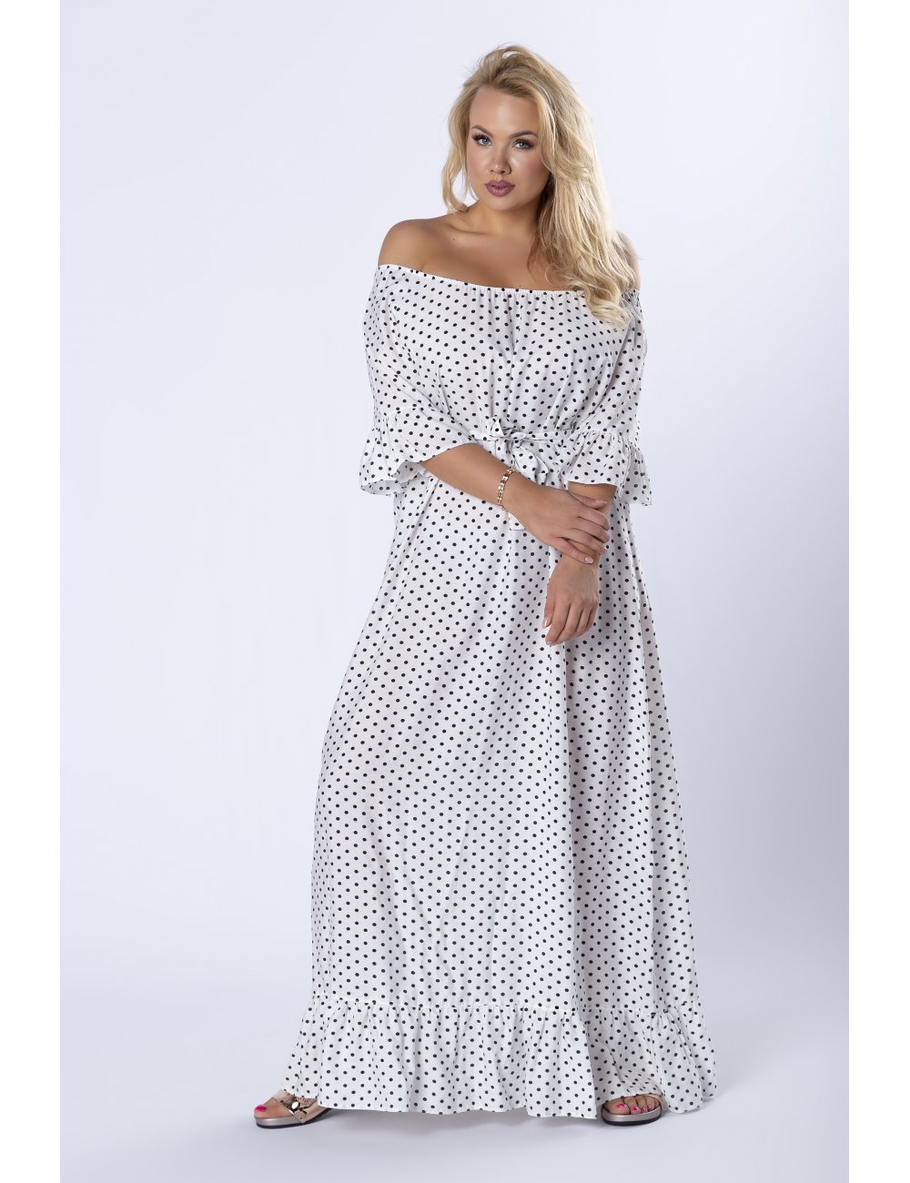 Letnia sukienka maxi Plus size z hiszpańskim dekoltem, falbanami i