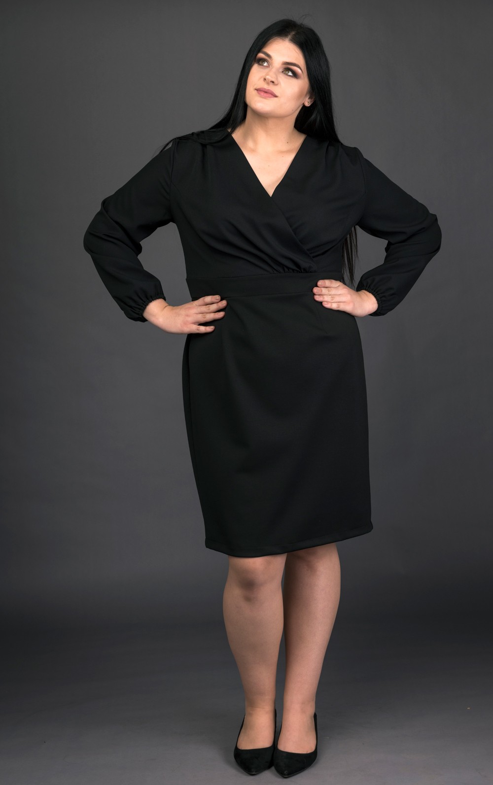 Sukienka ołówkowa Grace Kelly do pracy PLUS SIZE Laprimw kolorze czarnym